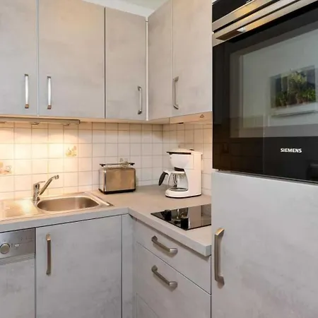 4 Strandlaeufer Im Bad Id 018 *